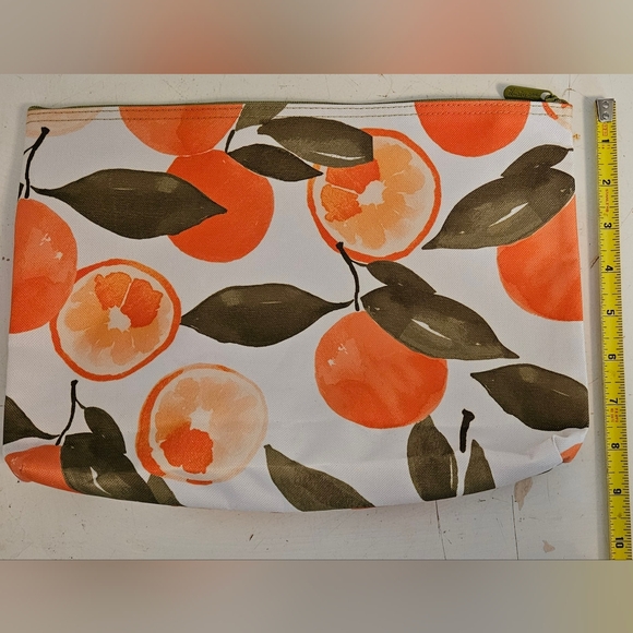 Thirty-one Oranges Print  Zipper Pouch - Picture 4 of 5